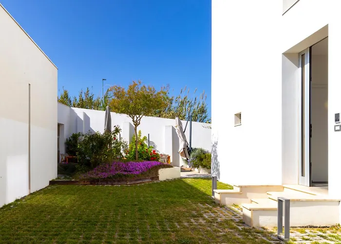 Villa VI